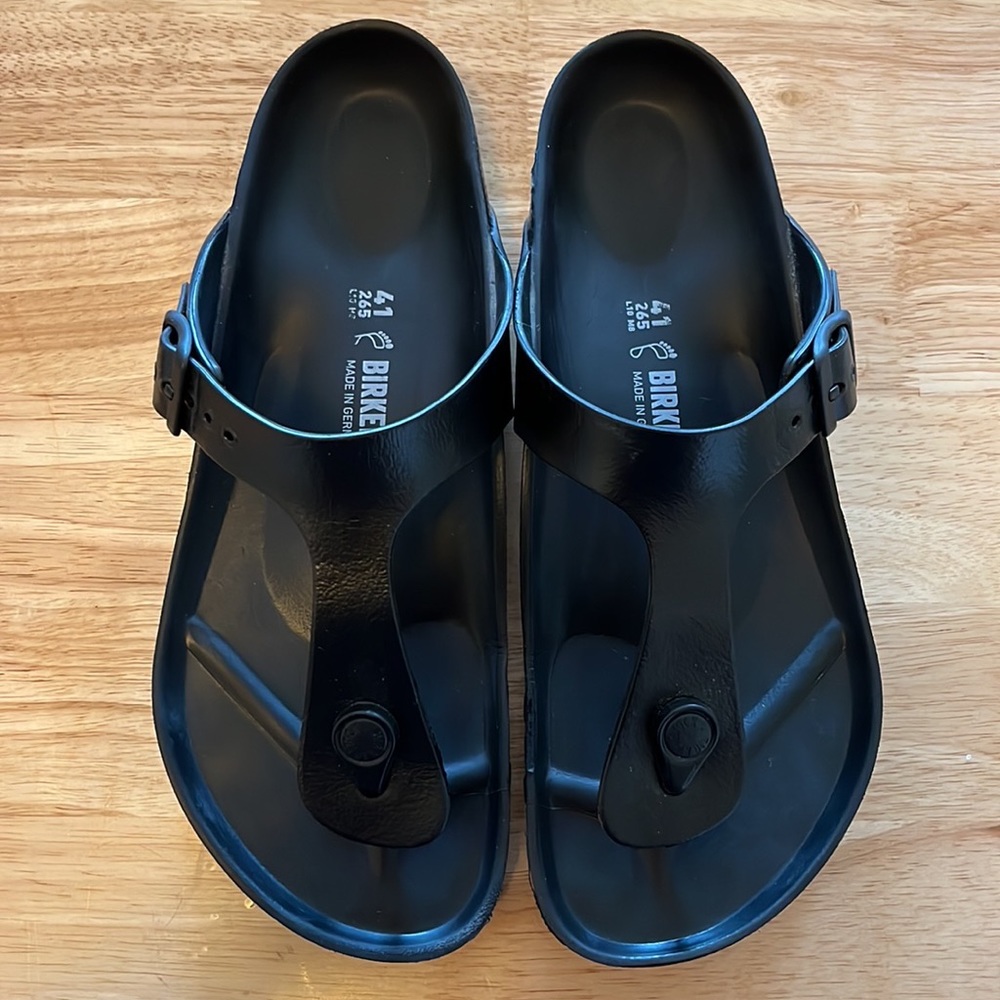 Birkenstock Gizeh size 41 (10) M women’s waterproof sandal worn a few times